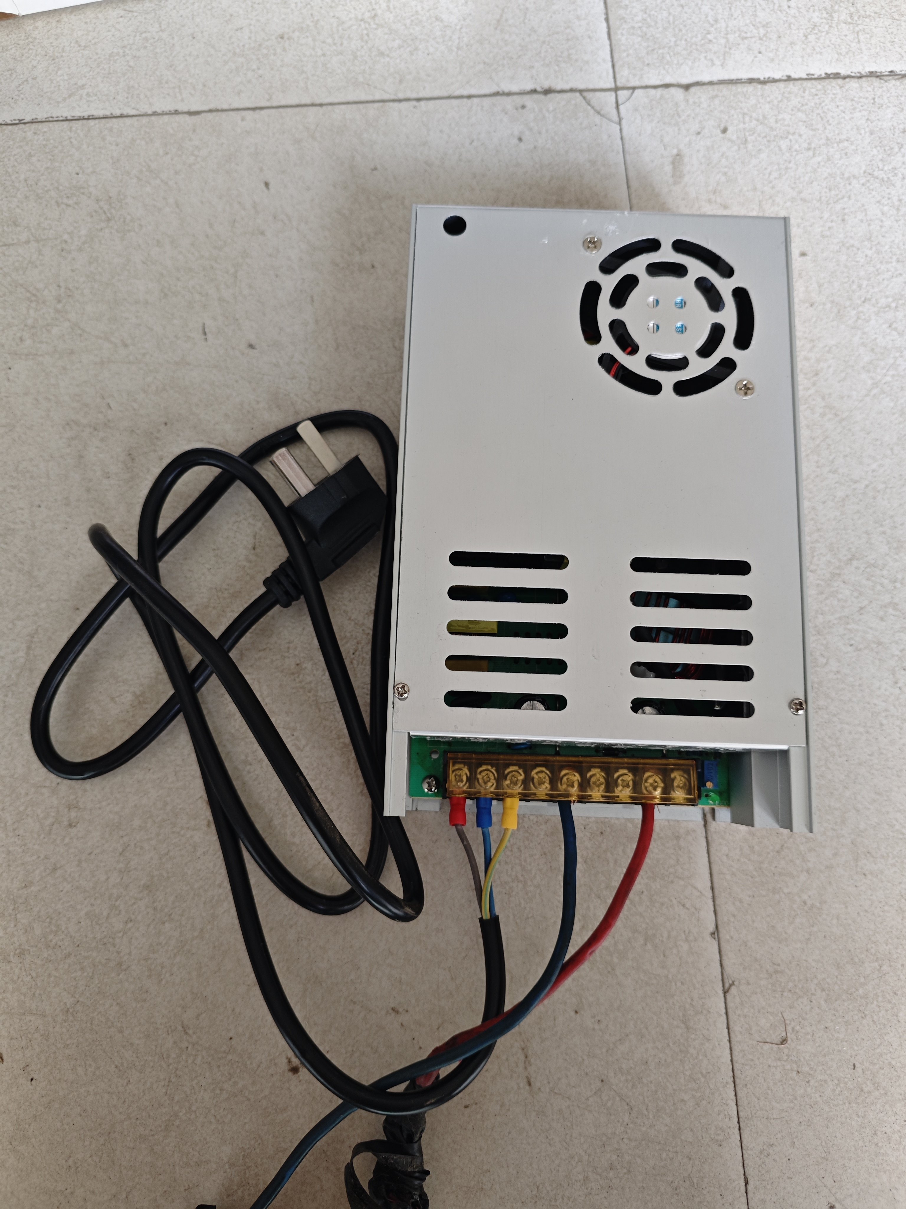 大功率220v伏转12v100直流稳压电源