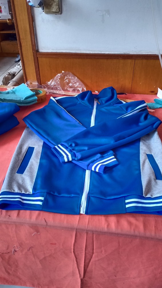 来图定做校服中小学生初中高中休闲运动上衣长裤宝蓝色拼接灰色