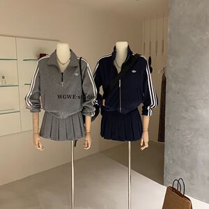 2024秋季美式拼色织带刺绣拉链卫衣外套+百褶半身裙两件套装女
