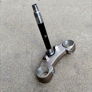 启典KD150/200 GKU12G2Z2摩托车方向柱下联板下三星立柱前叉配件