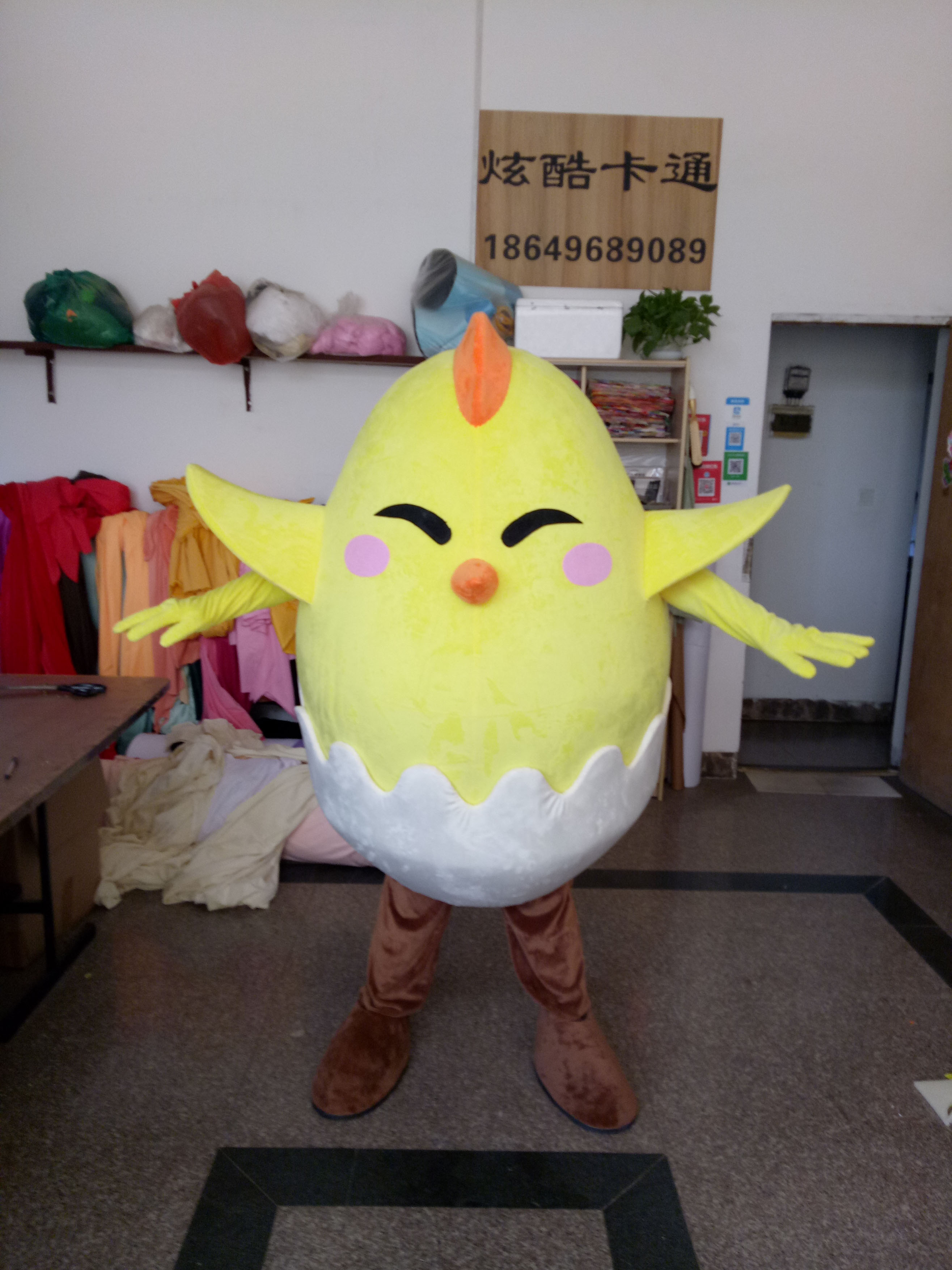 现货露脸鸡蛋卡通人偶服装 来图定制行走头套道具表演服 毛绒公仔