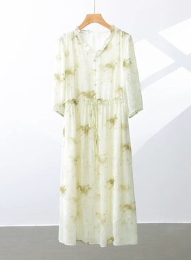 花卉印花雪纺渡假连衣裙女V领