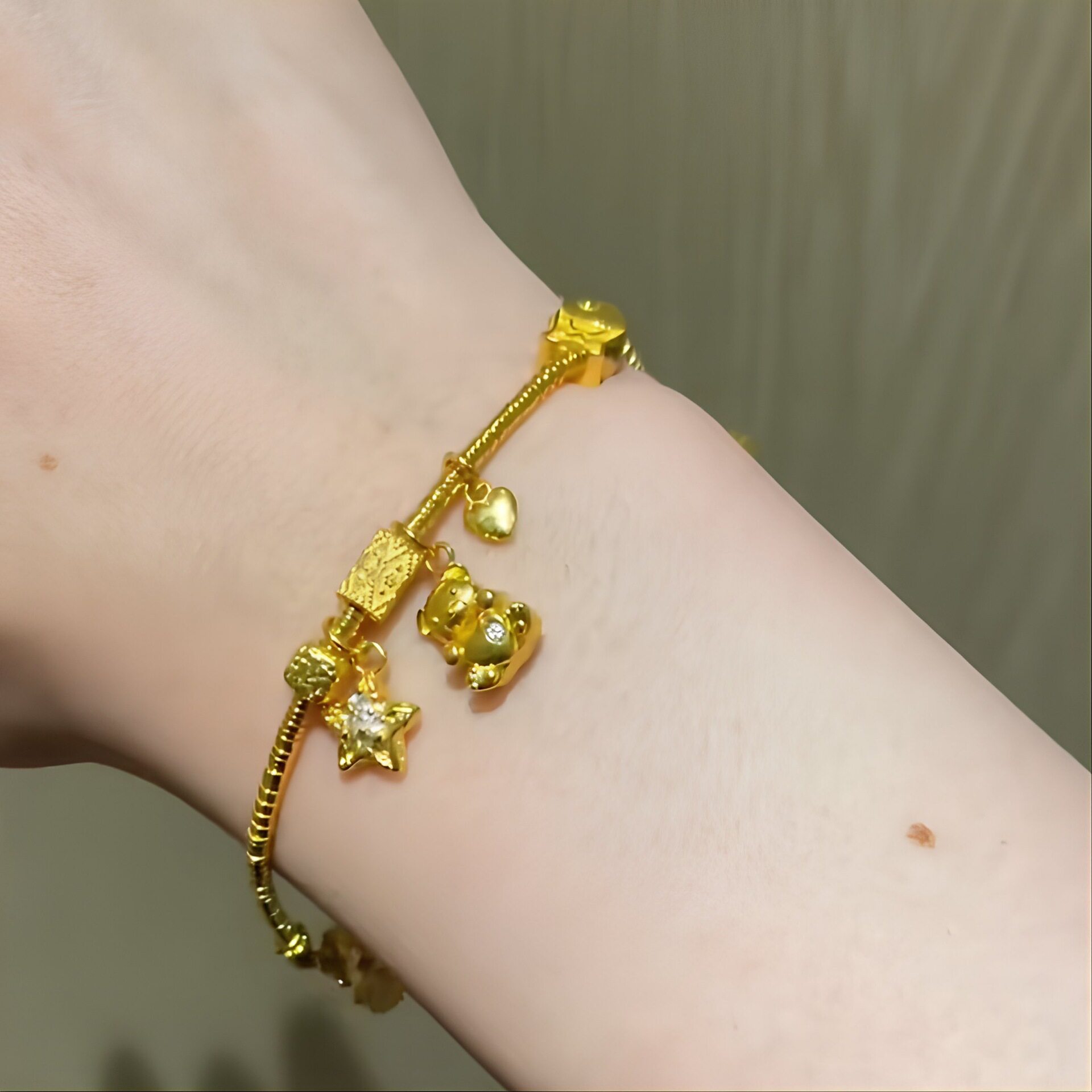 2026款黄金色沙金迷你盘缠星星小熊福袋手链高级女士百搭轻奢手串