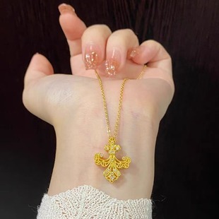 明星同款黄金色鸢尾花戒指手链女款爆款轻奢大气时尚百搭吊坠项链