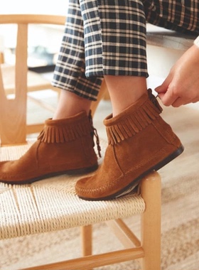 Minnetonka/迷你唐卡女靴低跟短筒拉链流苏西部民族Concho正品282