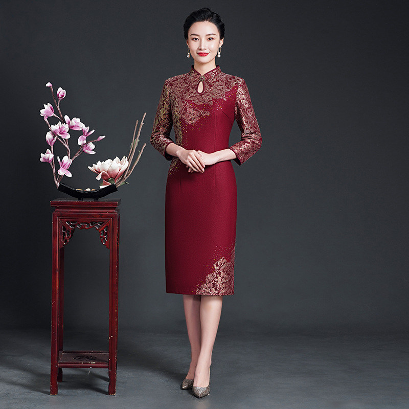 喜妈妈婚宴礼服2025新款毛呢加绒加厚旗袍中国风改良中长款连衣裙