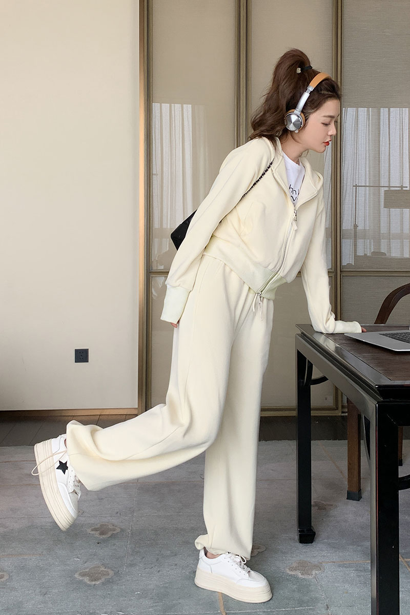 运动休闲套装女2023春秋季新款连帽两件套宽松家居套装韩版外套,女装运动套装,铱本正襟