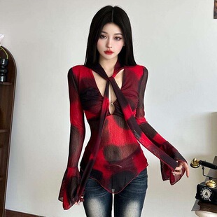 复古镂空低领长袖T恤女蝴蝶结飘带晕染红印花修身弹力网纱上衣