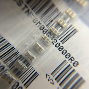 CSTNE8M00G520000R0村田晶体振荡器8MHZ SMD3213 陶瓷谐振器无源