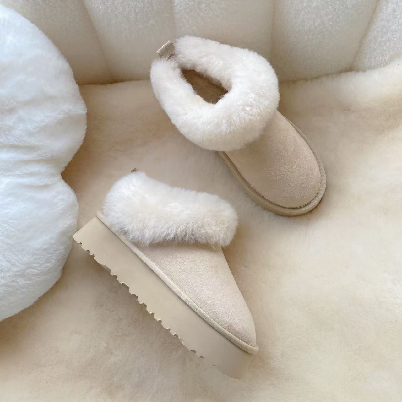 毛毛雪地靴女冬加绒加厚皮毛一体短靴厚底一脚蹬居家塔茨勒半拖鞋