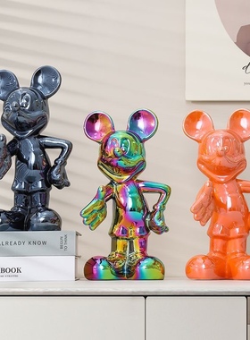 网红卡通米奇摆件简约轻奢创意米老鼠公仔客厅玄关酒柜电视柜装饰