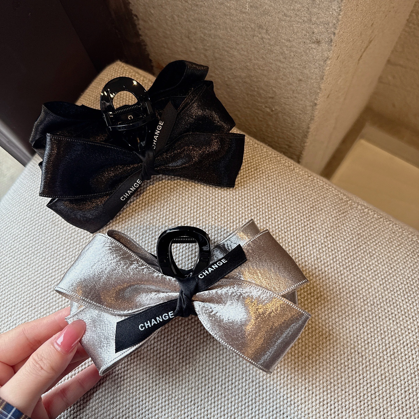 高级气质银河灰蝴蝶结抓夹大号发夹时尚气质盘发鲨鱼夹后脑勺发卡