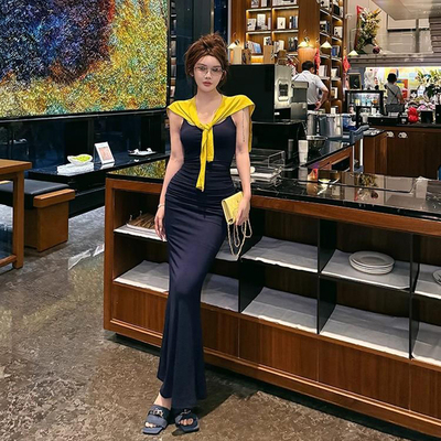 纯欲辣妹吊带连衣裙披肩套装