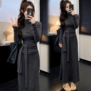 新款 法式 假两件半高领长裙连衣裙气质女装 显瘦时尚 冬季 2025秋冬季
