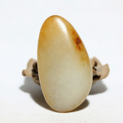 褐皮47.4克青白玉和田玉吊坠挂件