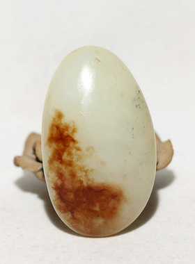 褐皮73.6克青白玉把件手玩件新疆和田玉籽料原石原料籽玉