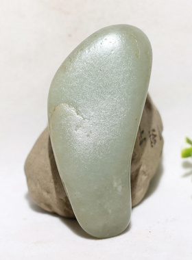 86.8克青白玉把件◆新疆和田玉籽料原石原料◆天然真皮籽玉◆