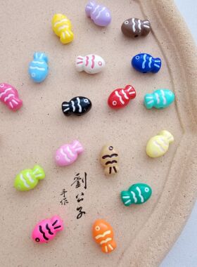 亚克力烤漆滴油通孔胖嘟嘟小鱼diy串珠手机链包挂钥匙扣饰品配件