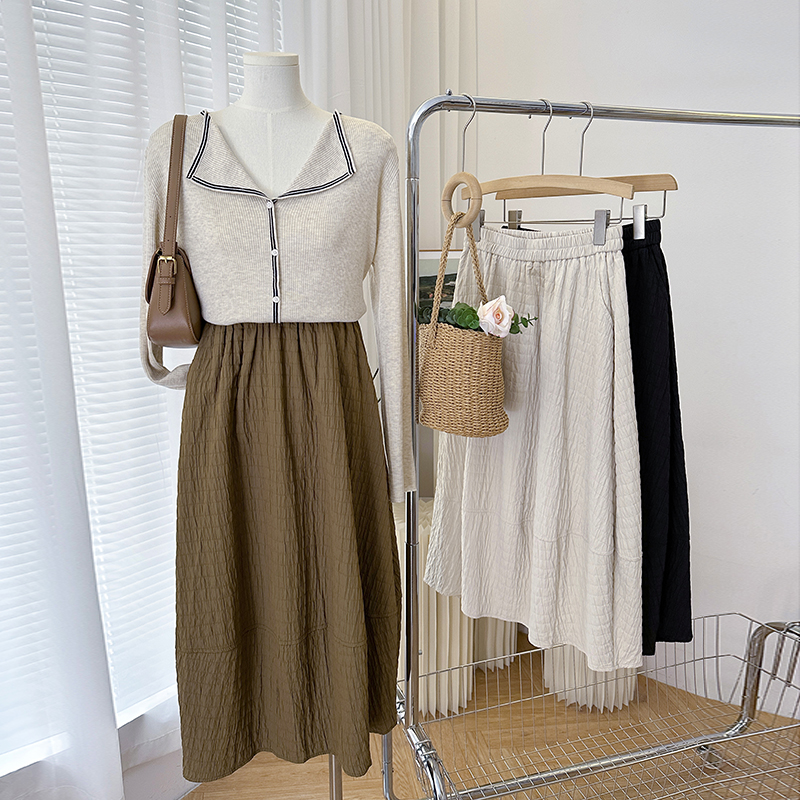 1CoMo 早秋新款百搭时尚显瘦气质舒适复古法式减龄长款半身裙8808