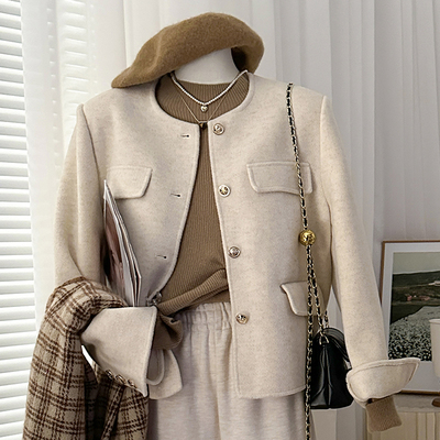 1CoMo 新款百搭时尚日常通勤气质显瘦舒适短款韩版设计感外套9652