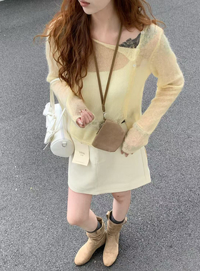 CoMo 马海毛斜扣针织衫女淡黄色微透慵懒风宽松长袖温柔上衣8051