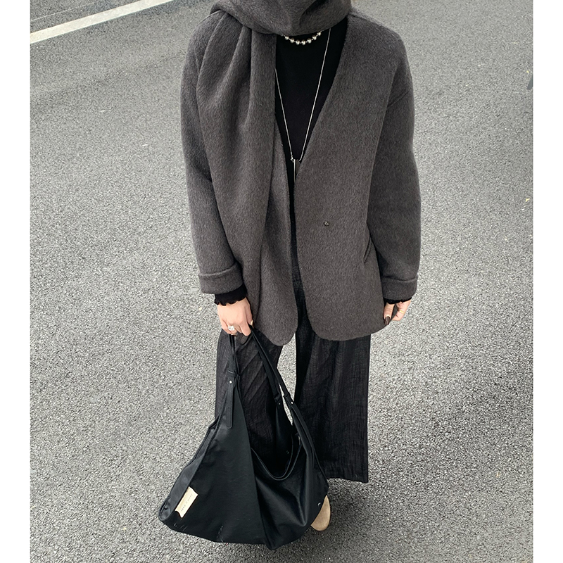 CoMo 秋冬新款高级灰貂绒羽绒外套女保暖小众设计感百搭上衣2728