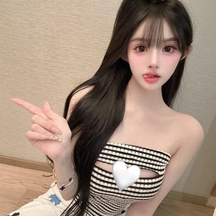 露脐辣妹裹胸上衣 心机镂空显胸女人味露肩条纹抹胸背心气质短款