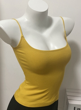 显白姜黄色修身辣妹吊带背心2026夏性感显瘦吊带