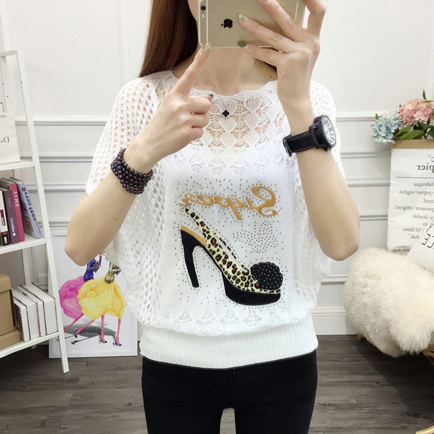 针织衫薄款女宽松秋装2026年新款女装潮夏短袖大码镂空蝙蝠衫上衣