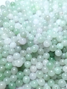 缅甸A货翡翠卡7mm冰绿白散珠
