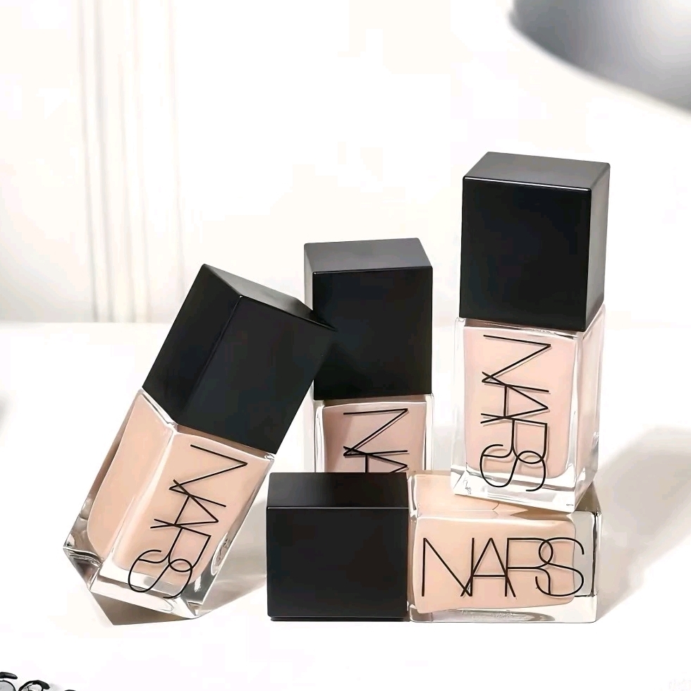 Nars/娜斯超方瓶流光美肌粉底液30ml