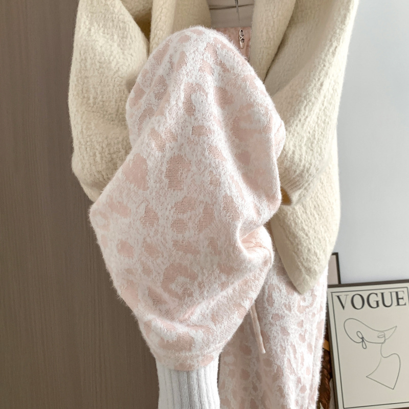 秋季新款高腰显瘦软糯豹纹阔腿裤女休闲拖地长裤慵懒垂感直筒裤子