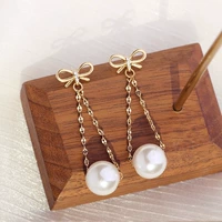 Длинный жемчужный бант