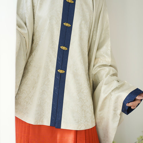 檀绾店庆款落霞红暗花纱马面裙奶白金通立领对襟琵琶袖汉服明制