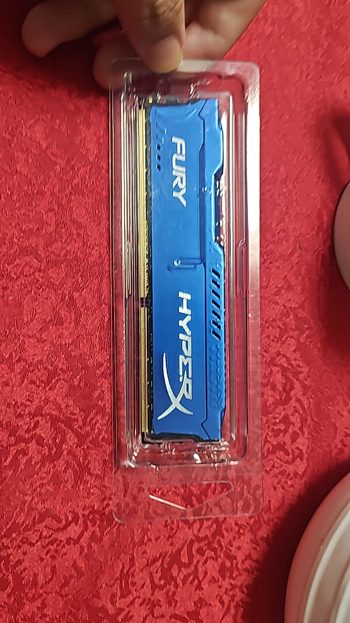骇客神条8G DDR3 1866台式机内存条图片
