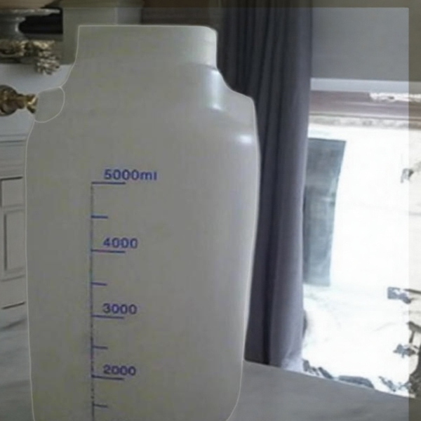 水瓶包邮5000毫升塑料带盖下量筒杯容量瓶5L下口大容量桶带刻度