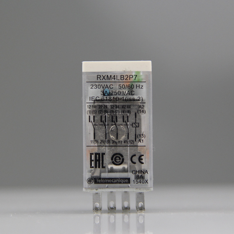 原装正品 施耐德 中间继电器 14脚 220V RXM4LB2P7 230VAC 3A全新
