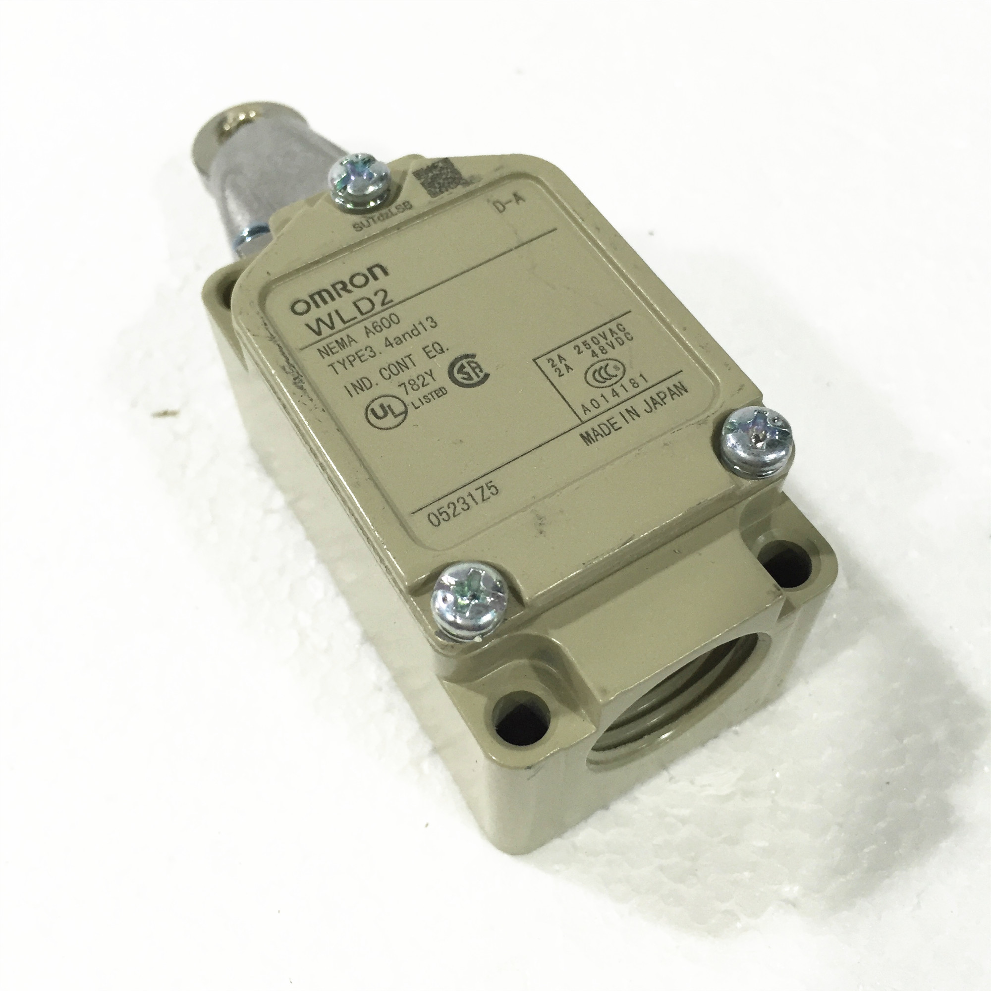 原装正品欧姆龙 限位开关 行程开关 WLD2  WLD2-Q