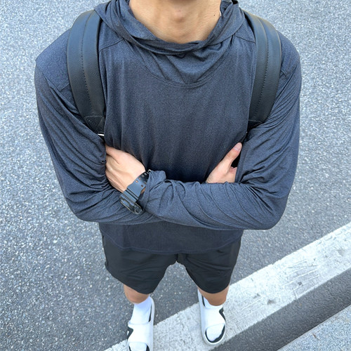 UNCLEBLUE轻薄健身运动长袖T恤