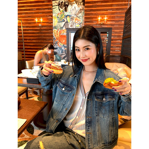 今屿花花牛仔外套女小个子
