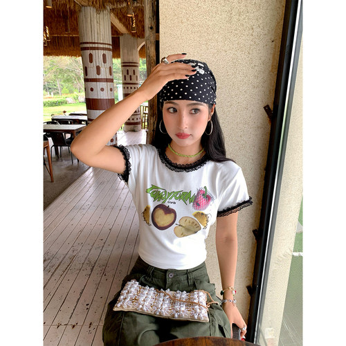 今屿花花短袖蕾丝拼接T恤女