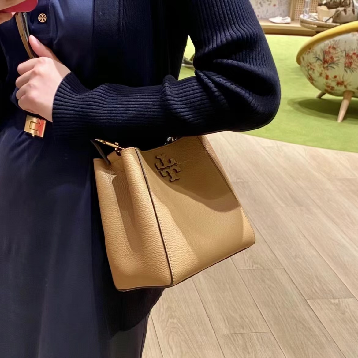 塔尖品质 T MONOGRAM 迷你丹宁老花酒桶枕头包单肩斜挎手提包1203