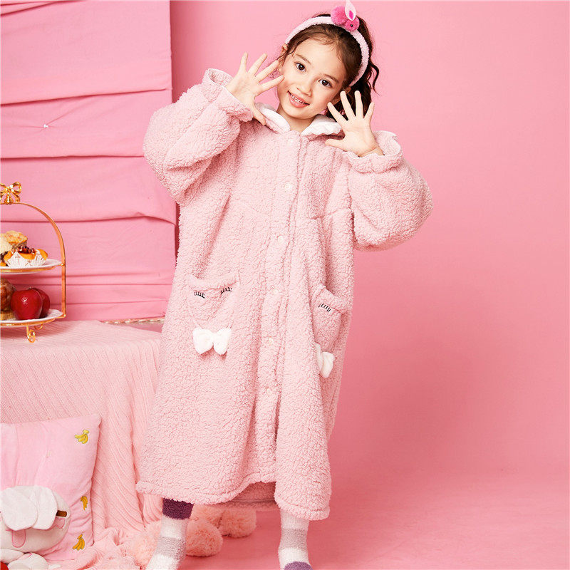 欧卡拉秋冬季新品女孩童长绒毛纯色珊瑚绒带帽子女儿童装保暖睡袍