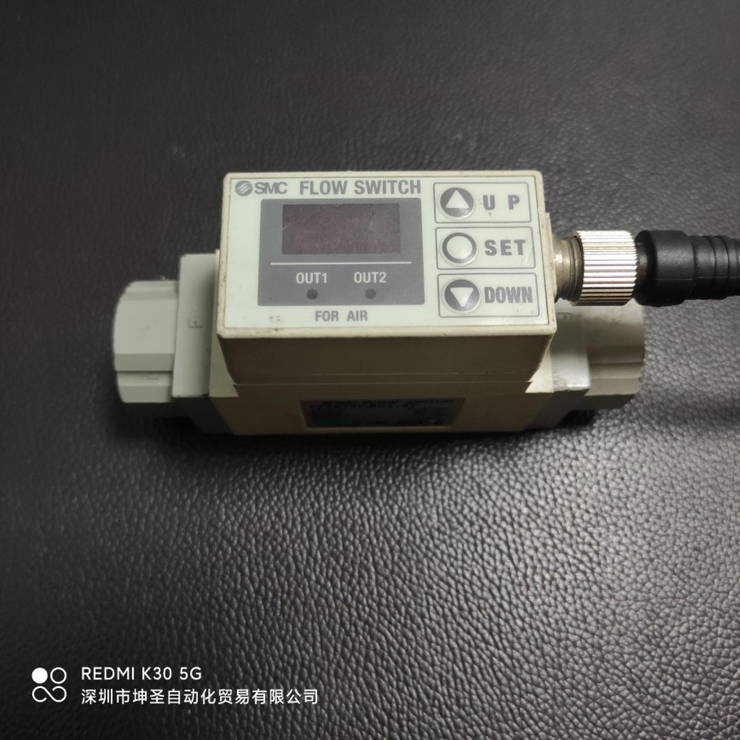SMC FLOW SWITCH PF2A721-F03-67 20-200L/MIN PNP双输出 0.75MP
