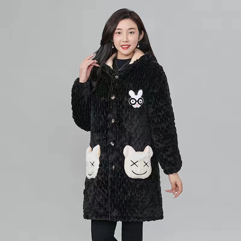 三层加厚棉衣女中长款冬季新款宽松大码连帽保暖外套防寒服