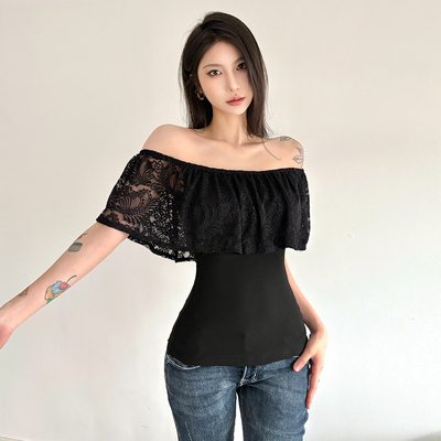 暗黑系哥特风一字肩蕾丝拼接T恤
