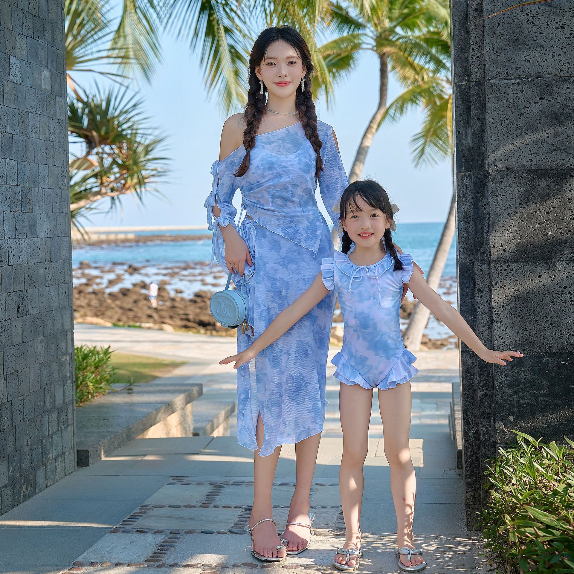 新款亲子泳衣母女温泉夏季罩衫分体套装宝宝泳装儿童女孩沙滩海边