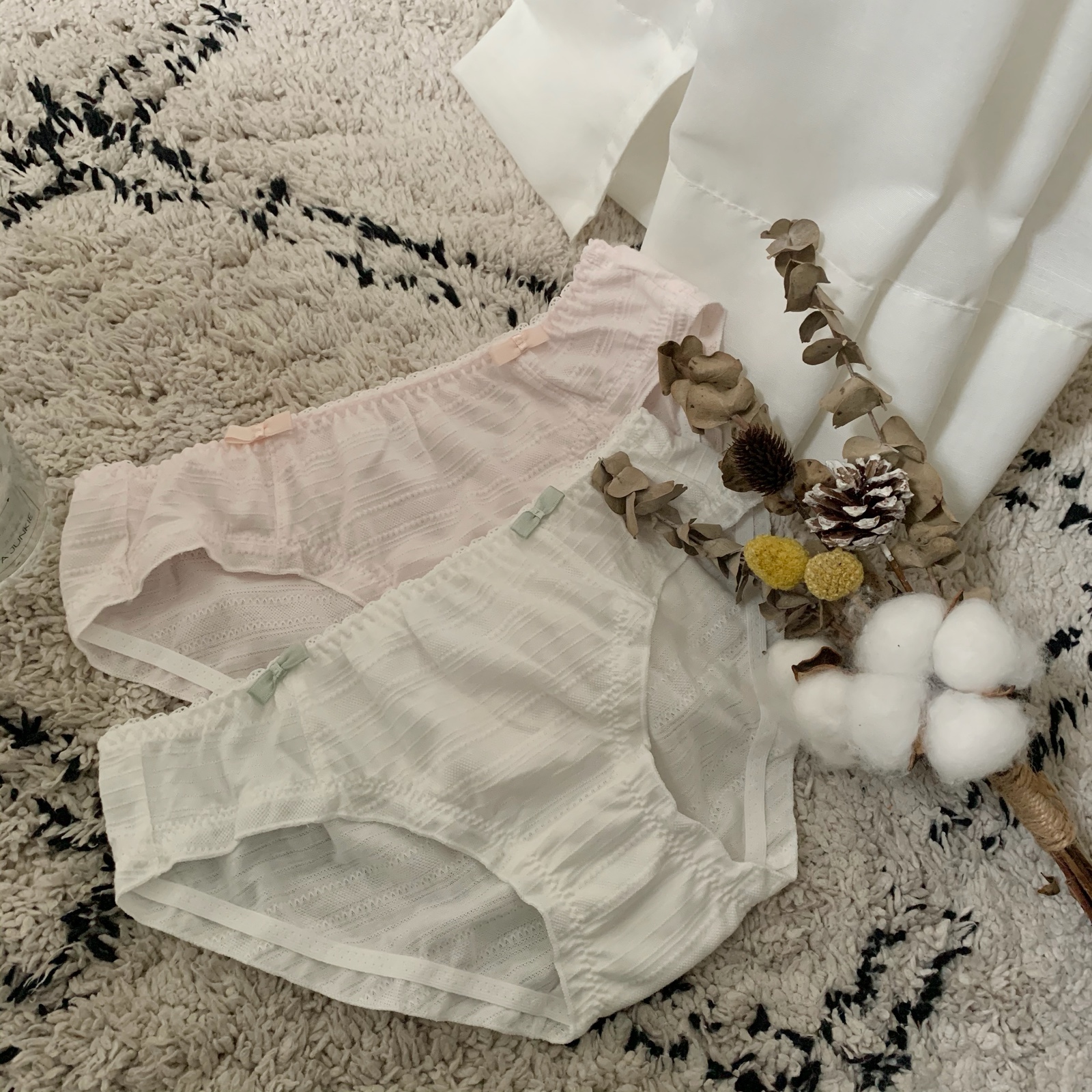 内裤纯棉可爱女纯色高颜值蝴蝶结日系少女底裤女生低腰柔软无蕾丝
