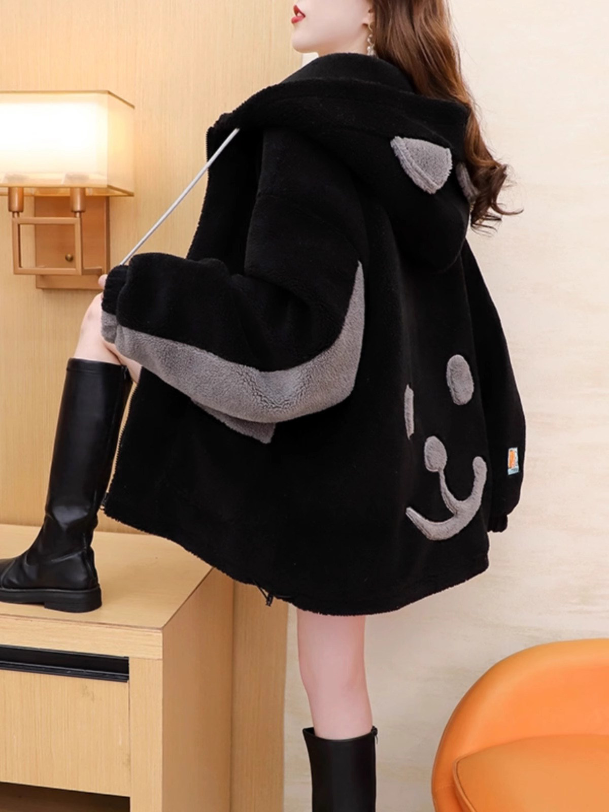 彷羊羔毛外套女秋冬2025新款宽松慵懒中长款加绒加厚连帽卫衣开衫