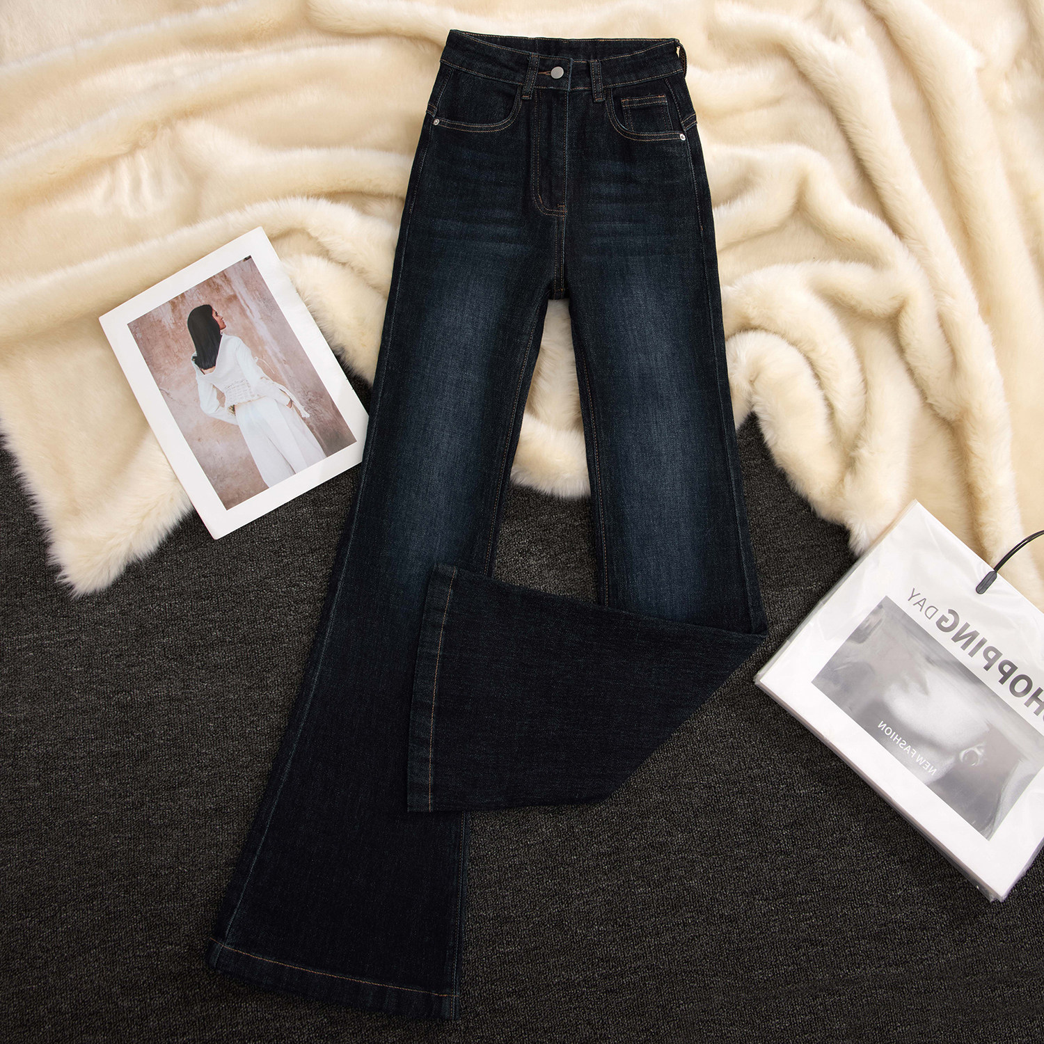 微喇牛仔裤女秋冬加绒2025新款高腰垂感直筒显瘦小个子喇叭马蹄裤